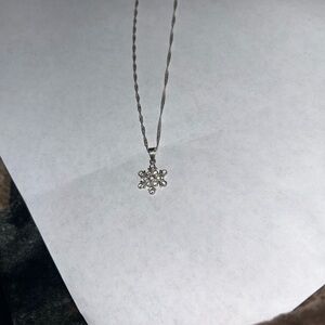 Elegant Silver Snowflake Pendant Necklace